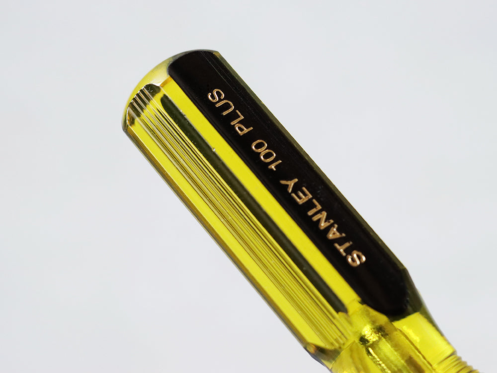 マイナスドライバー